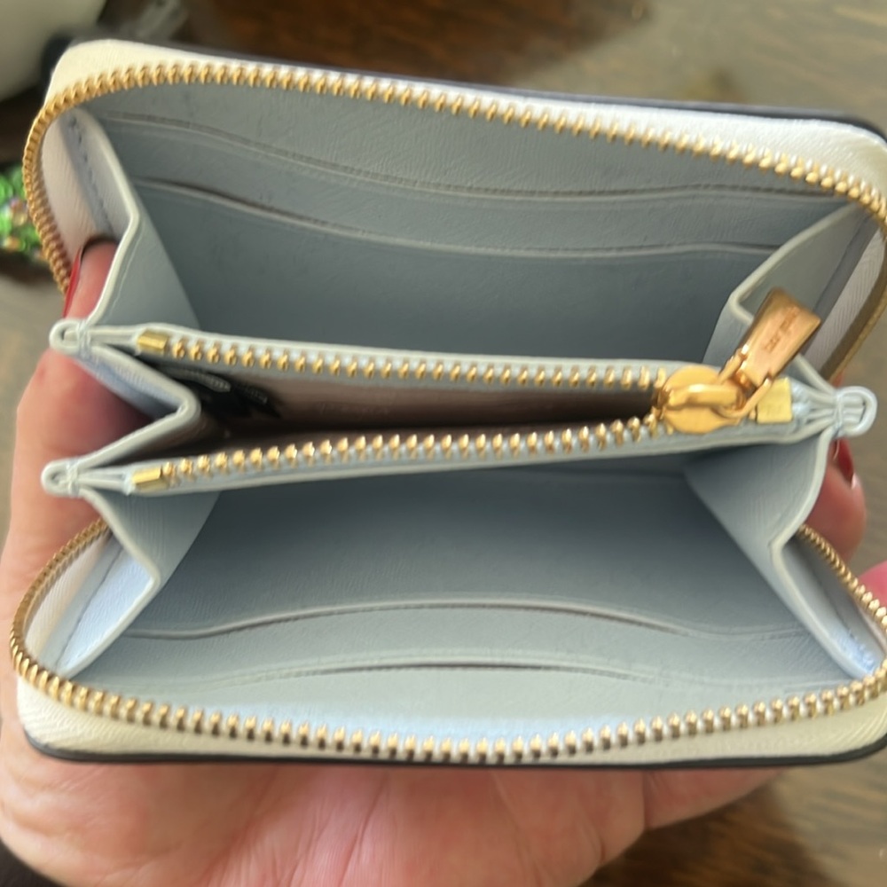 β οΈ Kate Spade Morgan π Tulip πToss Wallet Zip Around Single Rear Slot π - Picture 4 of 4